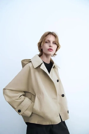 Короткий тренч — главный must-have этой весны!
