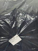 Zara КОРОТКИЙ АНОРАК С КАПЮШОНОМ  Black | 3046/223/800