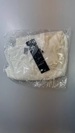 Zara ФУТБОЛКА С V-ОБРАЗНЫМ ВЫРЕЗОМ Oyster-white | 3431/634/251