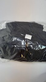 Zara КОРОТКИЙ АНОРАК С КАПЮШОНОМ  Black | 3046/223/800