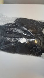 Zara СТЕГАНОЕ ПАЛЬТО С КАПЮШОНОМ  Black | 5644/765/800