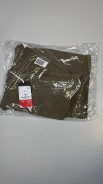 Zara ТОЛСТОВКА С КАПЮШОНОМ стандартной посадки Green | 0761/375/500