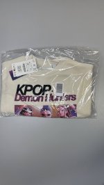 Zara Толстовка с принтом «Kpop Demon Hunters» © Netflix Ecru | 5431/450/712