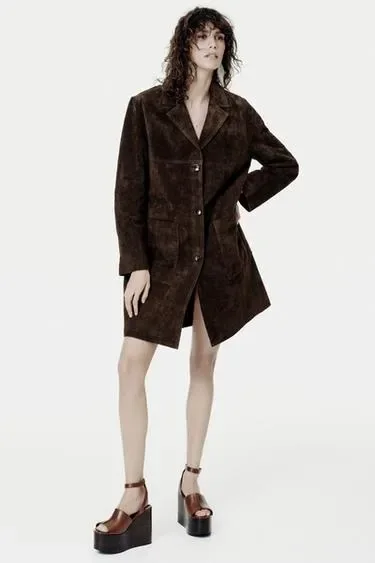 Пальто из 100% замши — коллекция ZARA «ZW» 