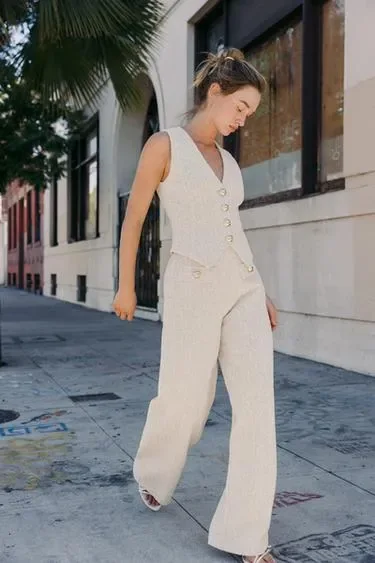 Zara Жилет из ткани с узором и пуговицами купить с доставкой.