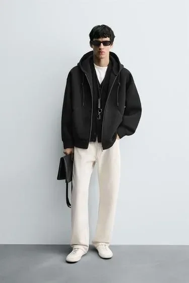 Zara Худи с эффектом неопрена купить с доставкой.