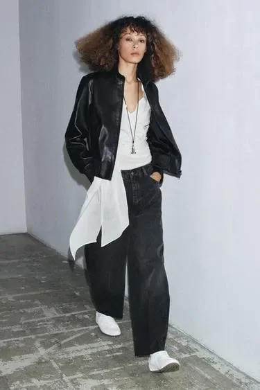 Зауженные джинсы с высокой посадкой — коллекция Zara «Zw»