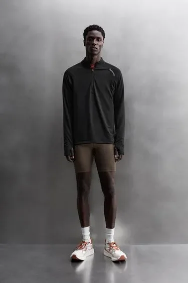 Zara Толстовка POLARTEC © с воротником на молнии