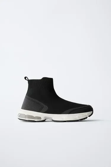 Zara Высокие кеды-носки