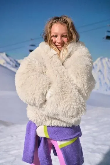 Zara Куртка из искусственного меха коллекция «SKI» купить с доставкой.