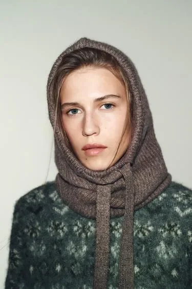 Zara Трикотажный капюшон в рубчик