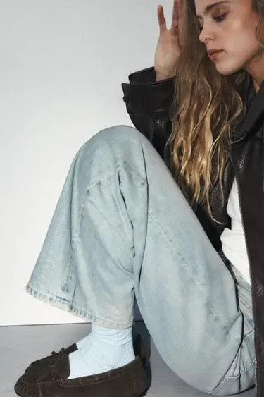 Zara Лоферы из замши