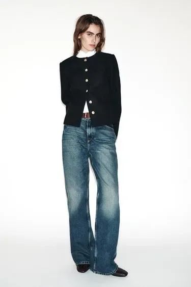 Zara Блейзер облегающего кроя с круглым вырезом