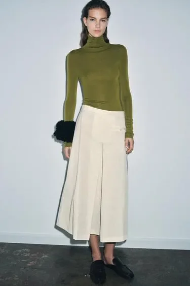Zara Расклешенная юбка со складками — коллекция ZARA «ZW»