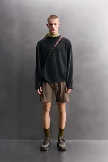 Zara Толстовка из фактурной ткани с шерстью