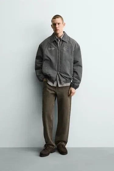 Zara Утепленная куртка с рельефной тканью купить с доставкой.