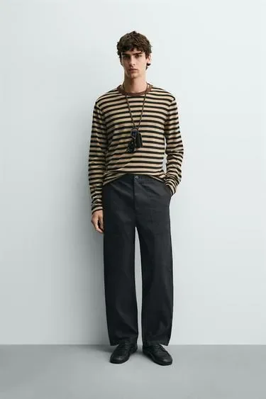Zara Брюки прямого кроя с эффектом потертости