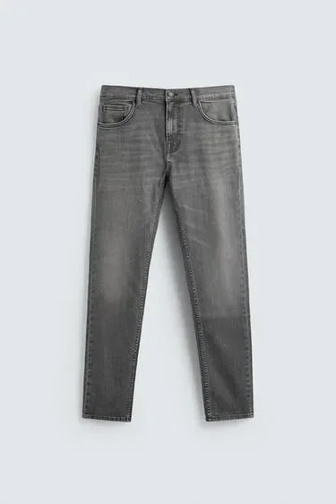 Zara Базовые джинсы 