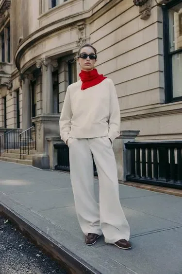Zara Трикотажный свитшот с гладким узором