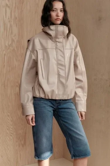 Zara Куртка из искусственной кожи со складками