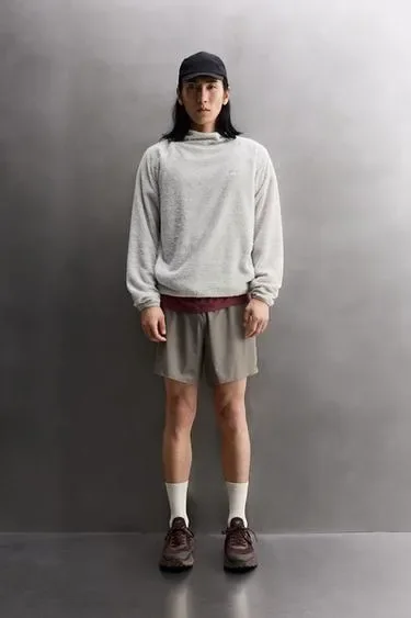 Zara Флисовая толстовка с капюшоном и текстурой купить с доставкой.