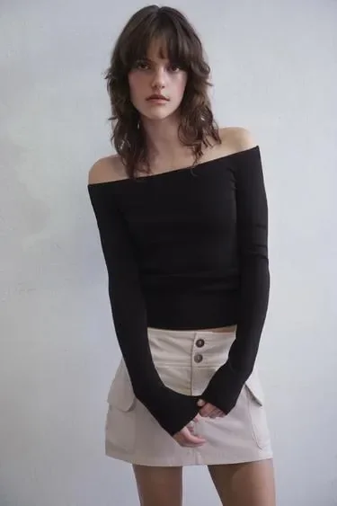Zara Топ с открытыми плечами
