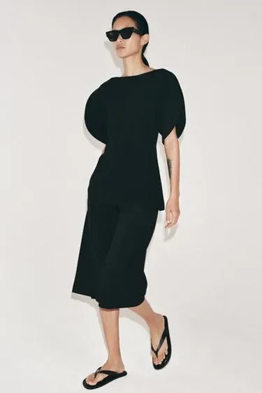 Топ с объемными рукавами — коллекция Zara «Zw»