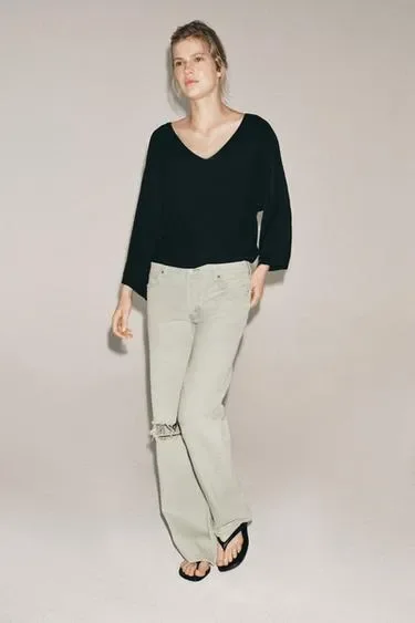Джинсы -FIT с низкой посадкой и разрывами — коллекция ZARA «ZW»