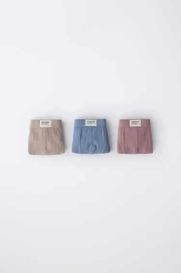 Zara 6-14 лет/набор из трех трусов-боксеров в рубчик с нашивкой