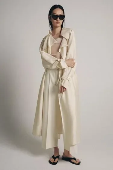 Укороченные брюки со стрелками — коллекция Zara «Zw»- Заказать в России