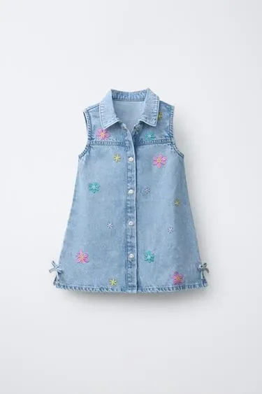Zara Джинсовое платье с вышивкой