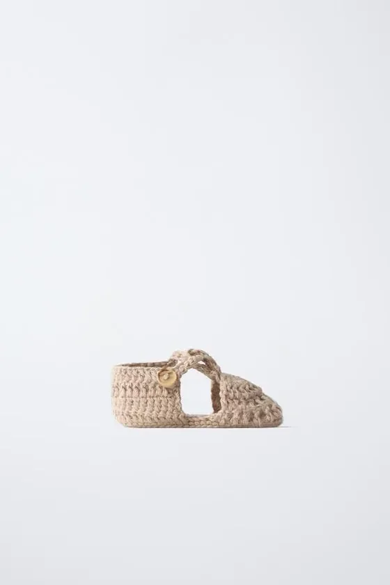Zara Теплые вязаные ботинки