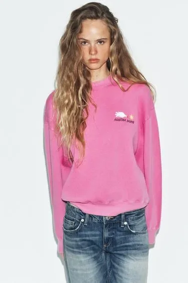 Zara Свитшот AGUSTINA SHUAN с выцветшим принтом купить с доставкой.