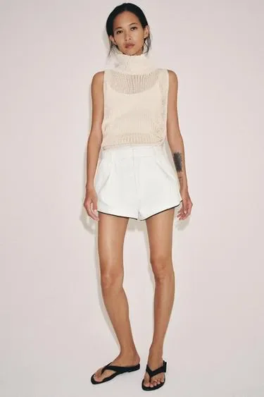 Джинсовые шорты с защипами — коллекция ZARA «ZW»