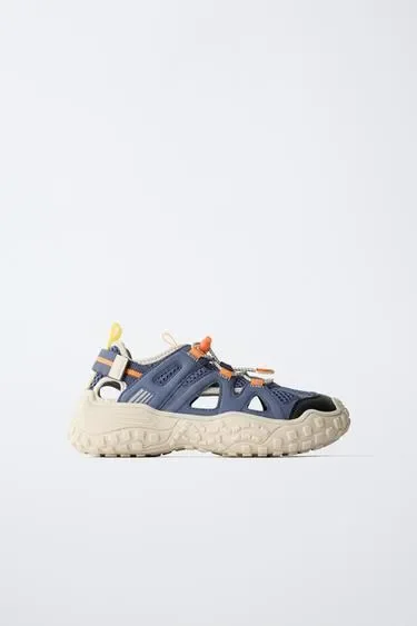 Zara Открытые спортивные кроссовки купить с доставкой.
