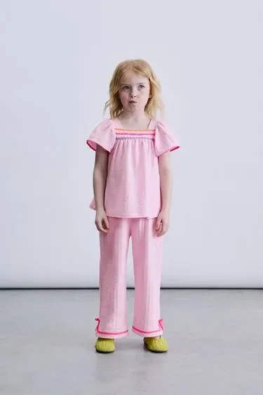 Zara Брюки-кюлоты из рельефной ткани с контрастными волнами