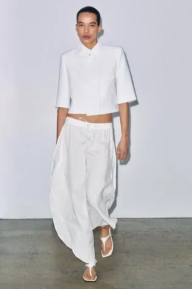 Укороченный блейзер с короткими рукавами — коллекция ZARA «ZW»
