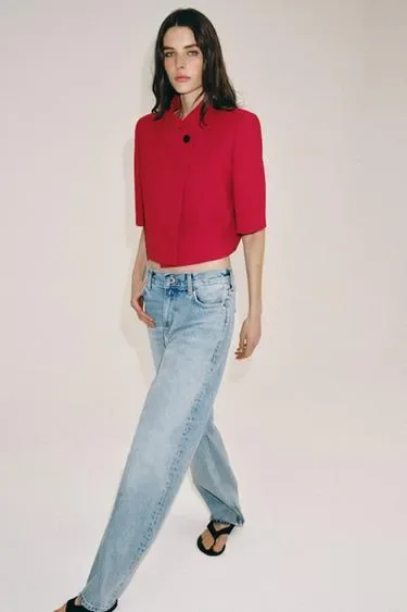 Укороченный блейзер с короткими рукавами — коллекция ZARA «ZW»