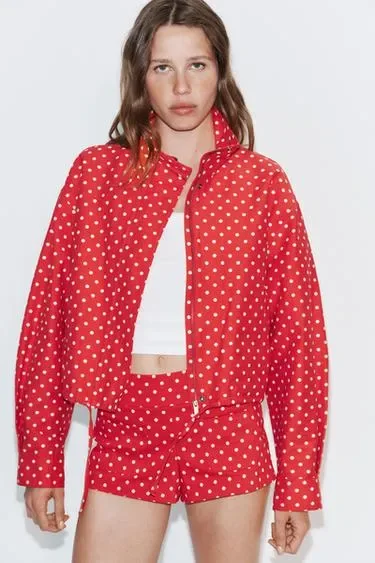 Zara Мини-шорты в горошек с карманами