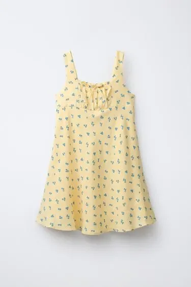 Zara Платье с цветочным принтом и рюшами