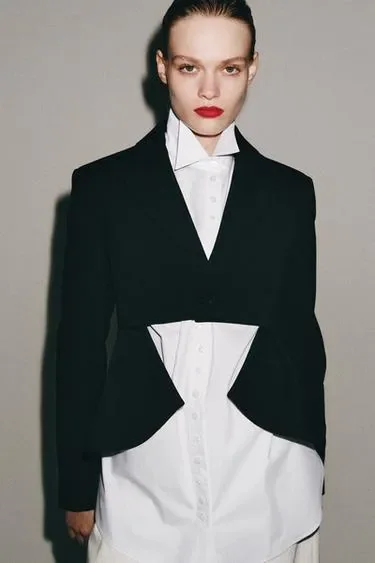 Асимметричный блейзер — коллекция ZARA «ZW»