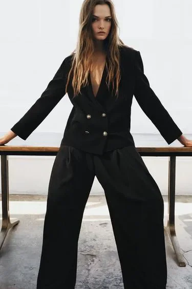 Zara Блейзер прямого кроя с пуговицами — коллекция ZARA «ZW»