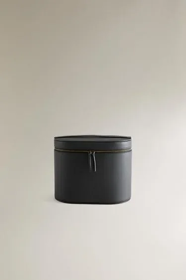 Zara Сумка для косметики из кожи
