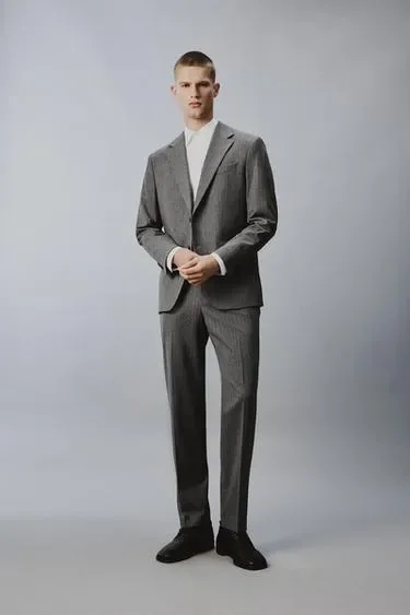 Zara Блейзер из шерсти в тонкую полоску