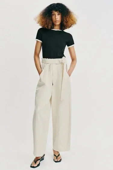 Zara Футболка с короткими рукавами и кружевом