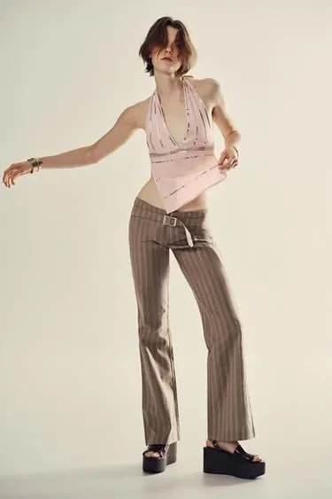 Zara Расклешенные брюки в полоску с пряжкой купить с доставкой.