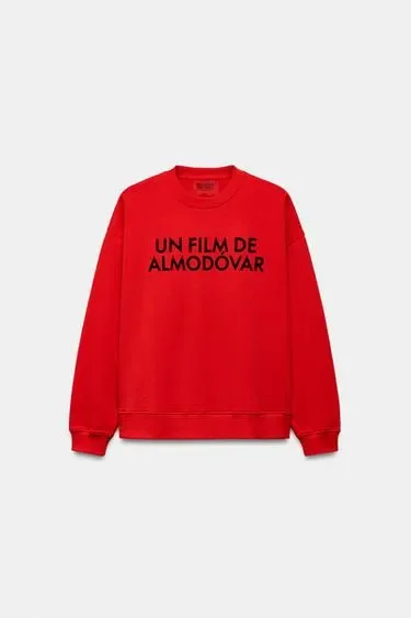 Zara Свитшот ALMODóVAR с лозунгом