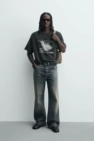 Zara Толстовка с эффектом потертости и контрастным принтом