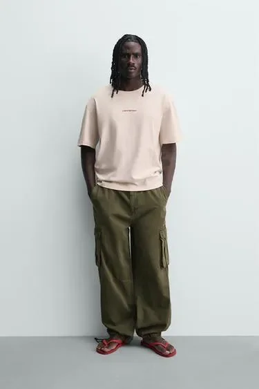 Zara Футболка  с надписями