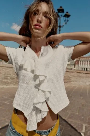 Zara Кардиган с воланами и короткими рукавами